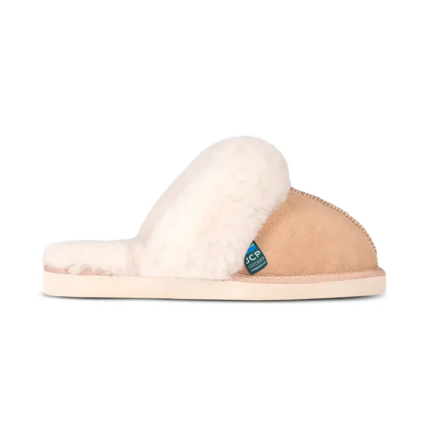 Side view of the Namaqua Premium sheepskin slipper, featuring a soft suede exterior, full wool lining, and a lightweight sole.