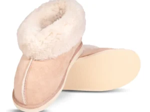 Top and sole view of the Karoo Premium sheepskin slipper showing the wool interior and light-coloured sole.