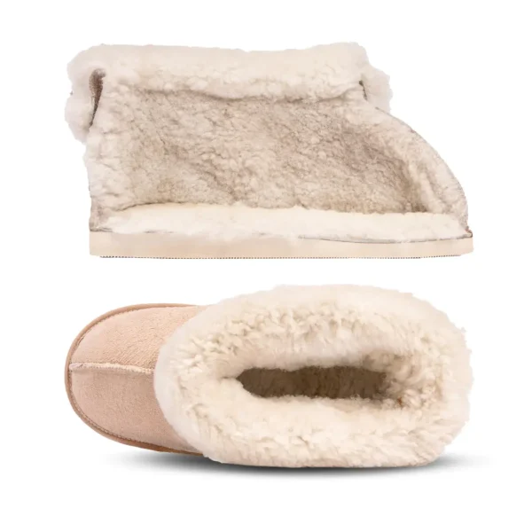 Top and side view of the Karoo Premium sheepskin slipper, featuring a soft wool lining and a suede outer.